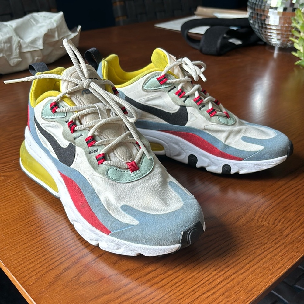 Nike Air Max 270 React women’s size 7